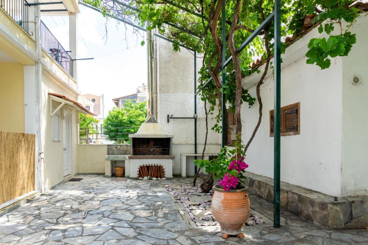 Irene Seafront Apartment Néoi Epivátai Exterior foto